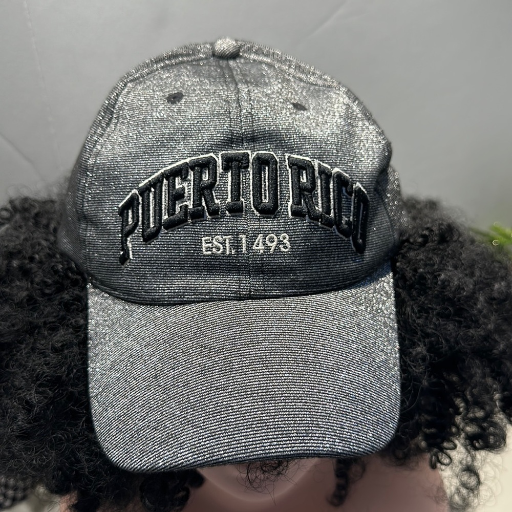 New Robin Ruth Silver Sparkle Puerto Rico Adjustable Hat